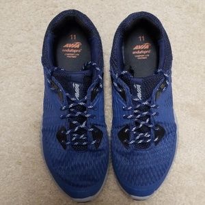 2 pairs of Avia Athletic trainers in new condition